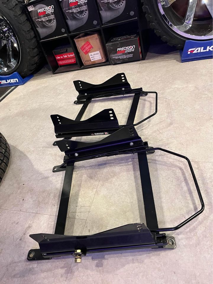 370z genuine bride seat brackets and sliders Also fit nrg MOMO sparco corbeau braum and more pair